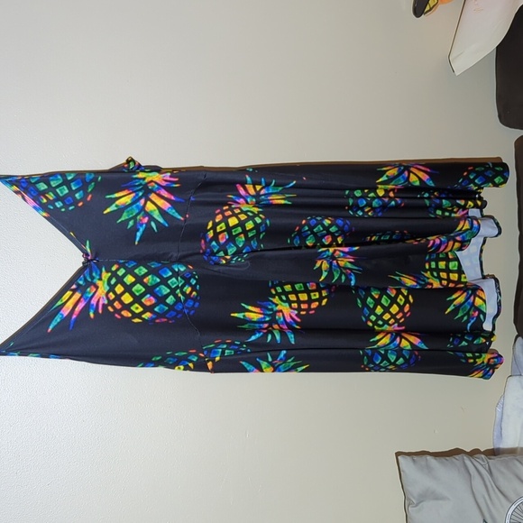 Pineapple Dress, Size XL, Black And Multi Color Pineapple - Picture 4 of 7